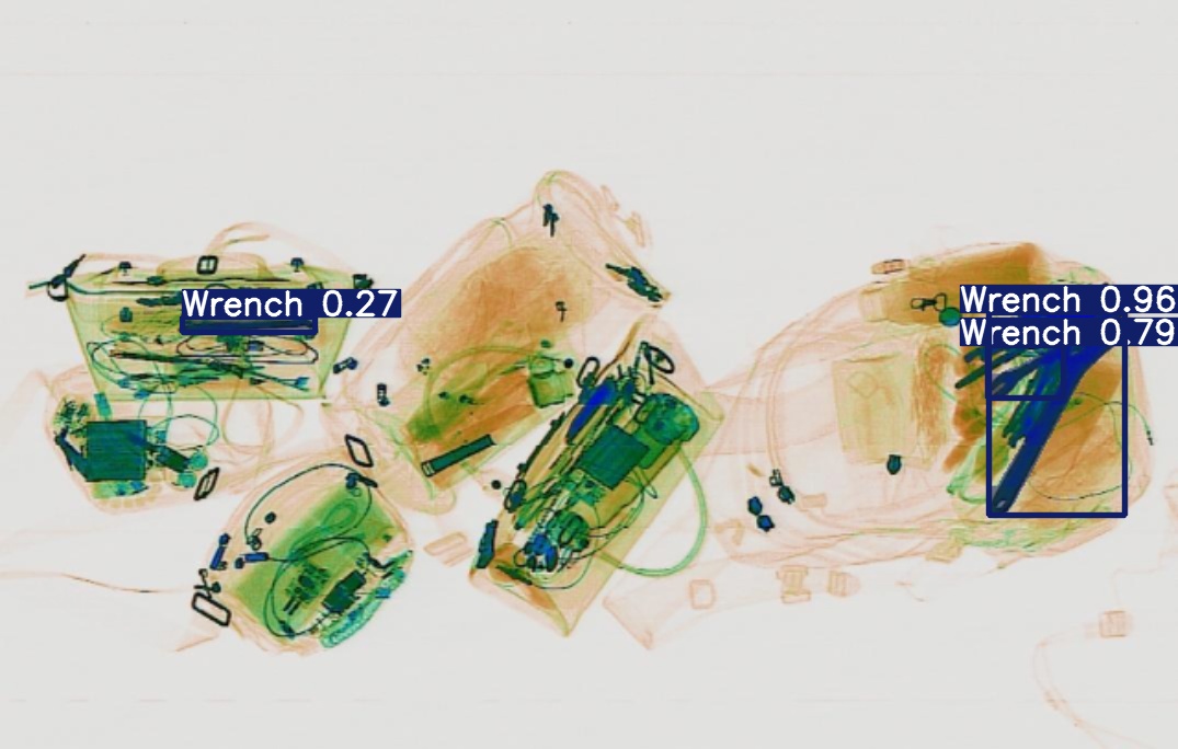 Detection preview by Segmentation_v8_large_300_train_300