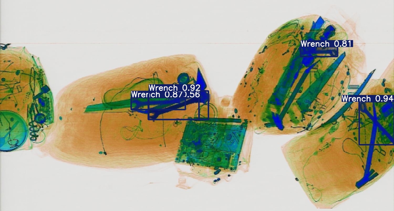 Detection preview by Segmentation_v8_large_300_train_300