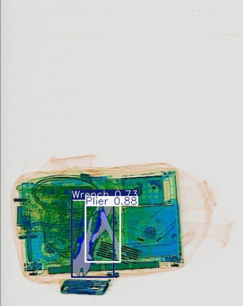 Detection preview by Segmentation_v8_large_300_train_300