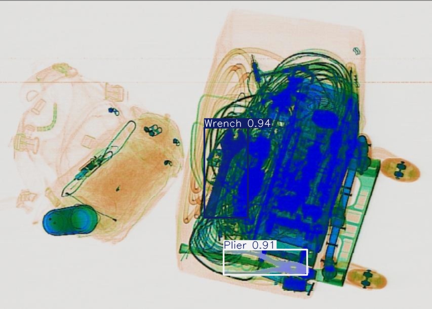 Detection preview by Segmentation_v8_large_300_train_300