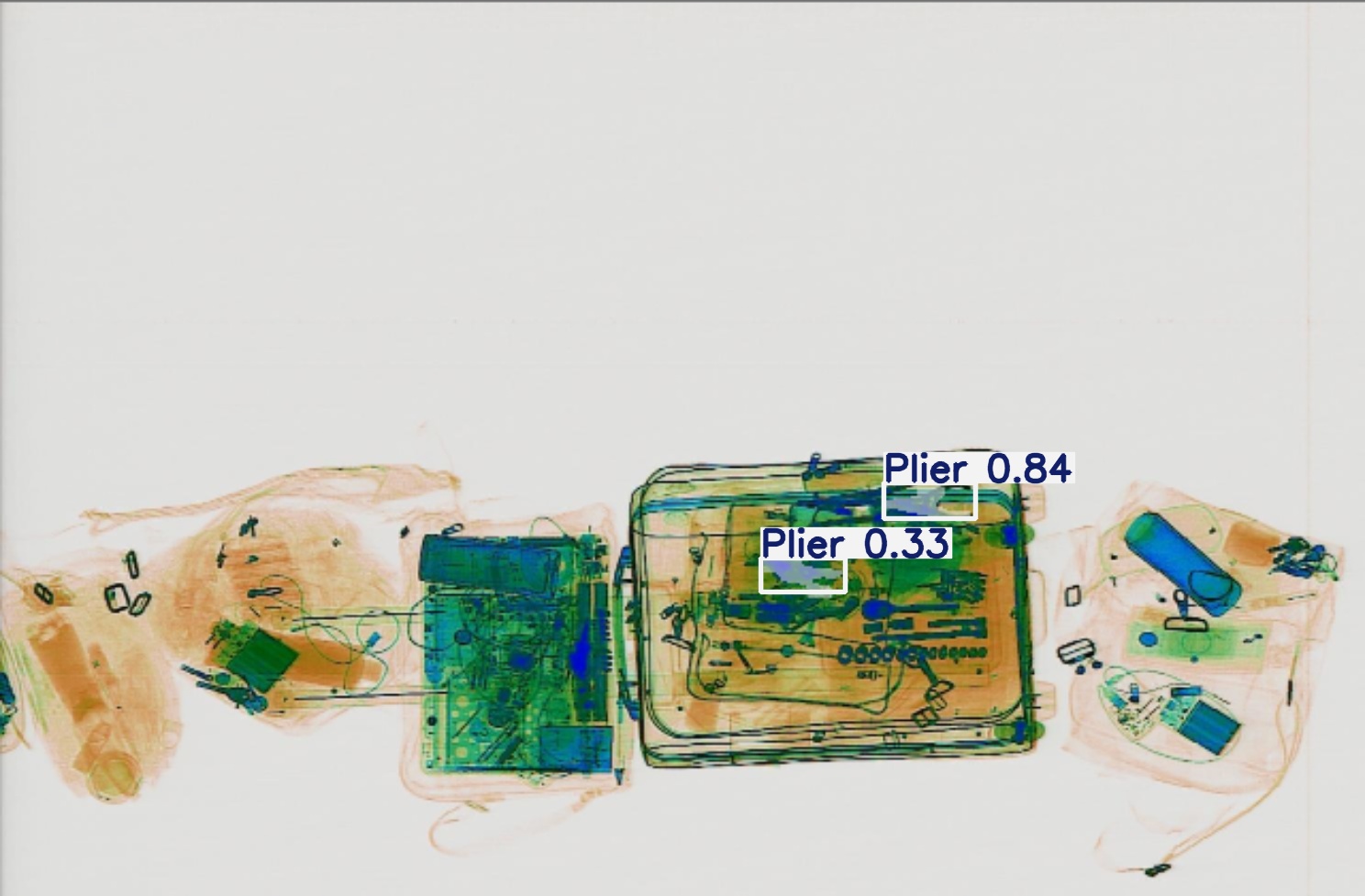 Detection preview by Segmentation_v8_large_300_train_300