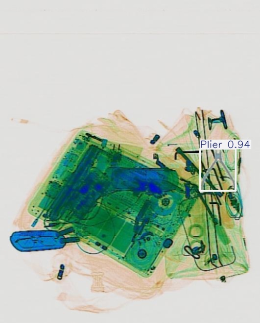 Detection preview by Segmentation_v8_large_300_train_300