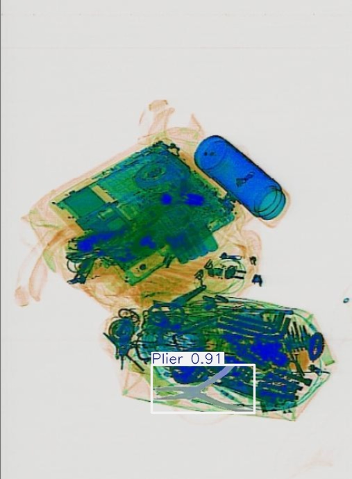 Detection preview by Segmentation_v8_large_300_train_300