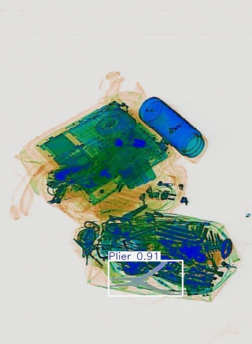 Detection preview by Segmentation_v8_large_300_train_300