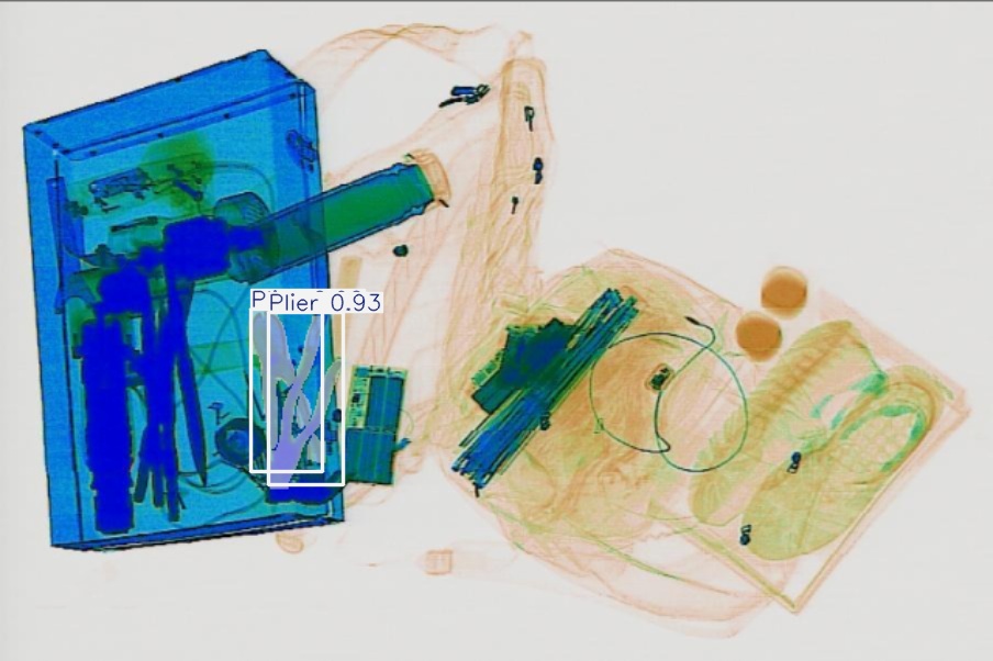 Detection preview by Segmentation_v8_large_300_train_300