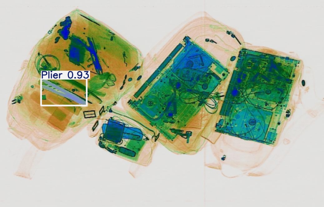 Detection preview by Segmentation_v8_large_300_train_300