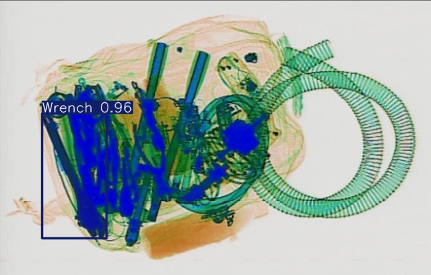Detection preview by Segmentation_v8_large_300_train_300