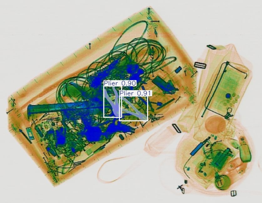 Detection preview by Segmentation_v8_large_300_train_300