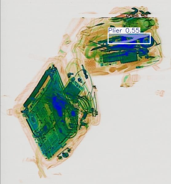 Detection preview by Segmentation_v8_large_300_train_300