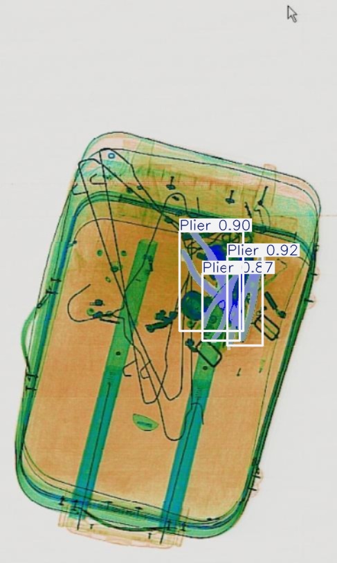 Detection preview by Segmentation_v8_large_300_train_300