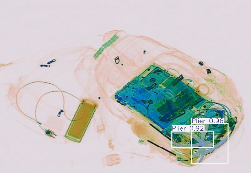 Detection preview by Segmentation_v8_large_300_train_300