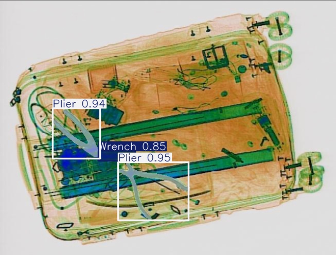 Detection preview by Segmentation_v8_large_300_train_300