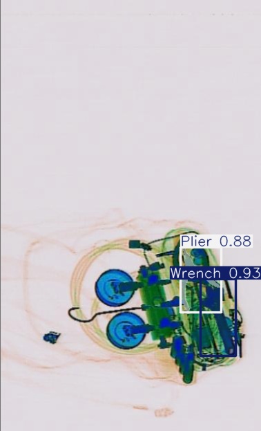 Detection preview by Segmentation_v8_large_300_train_300