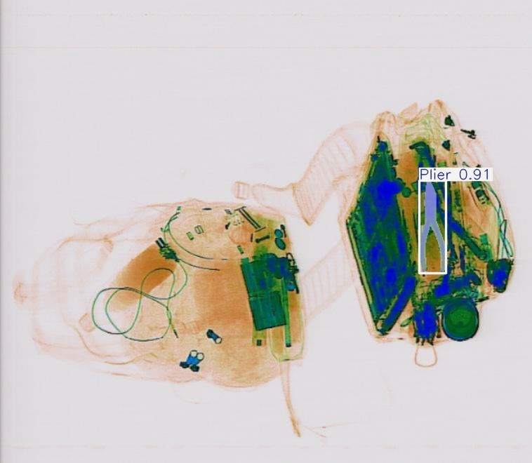 Detection preview by Segmentation_v8_large_300_train_300