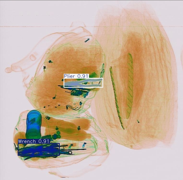 Detection preview by Segmentation_v8_large_300_train_300