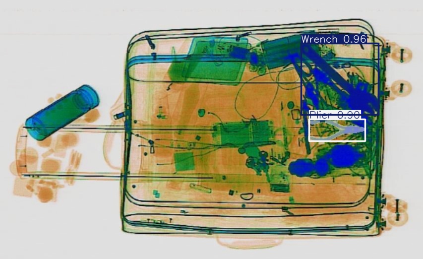 Detection preview by Segmentation_v8_large_300_train_300