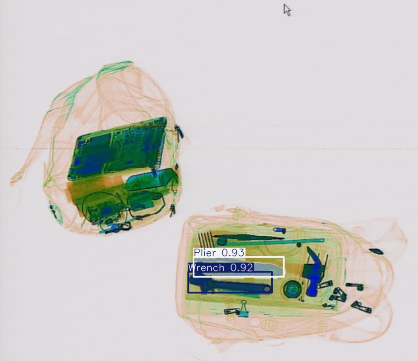 Detection preview by Segmentation_v8_large_300_train_300