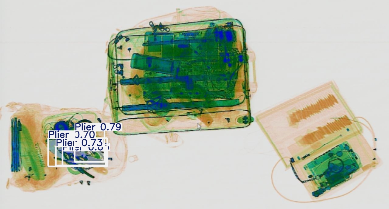 Detection preview by Segmentation_v8_large_300_train_300