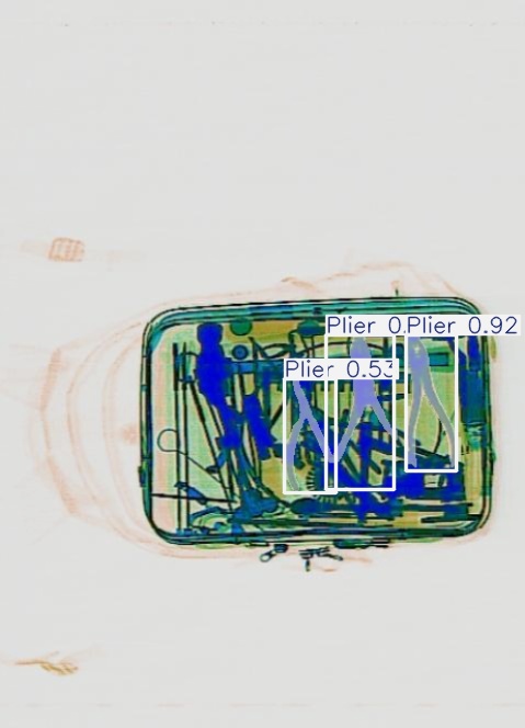 Detection preview by Segmentation_v8_large_300_train_300