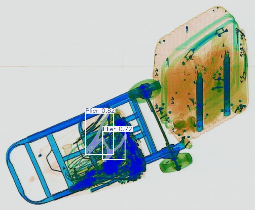 Detection preview by Segmentation_v8_large_300_train_300