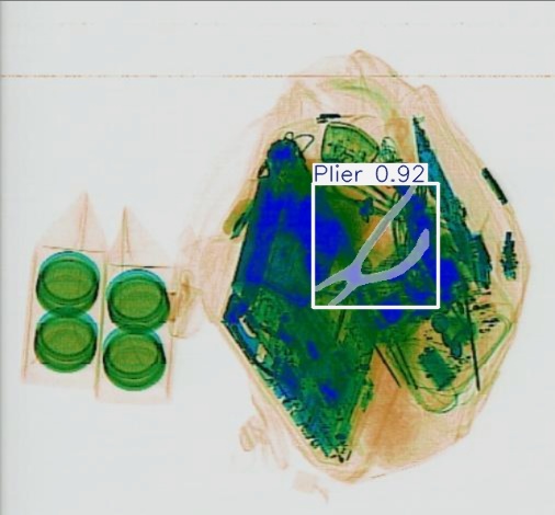 Detection preview by Segmentation_v8_large_300_train_300