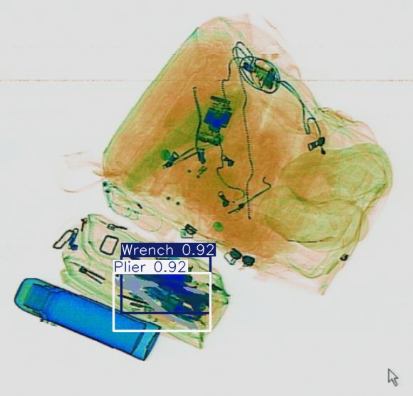 Detection preview by Segmentation_v8_large_300_train_300