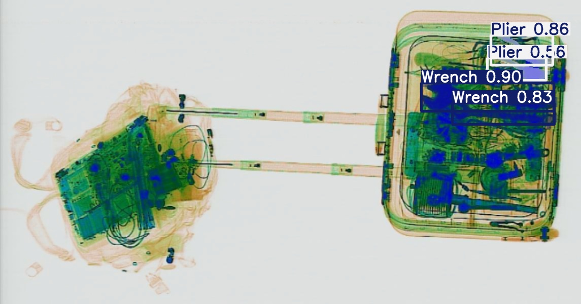 Detection preview by Segmentation_v8_large_300_train_300
