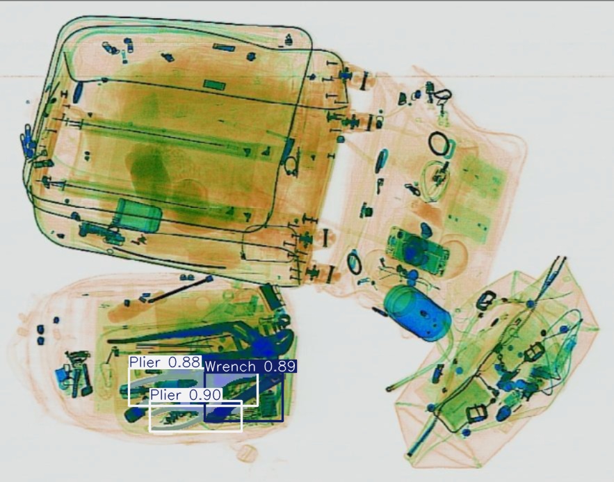 Detection preview by Segmentation_v8_large_300_train_300