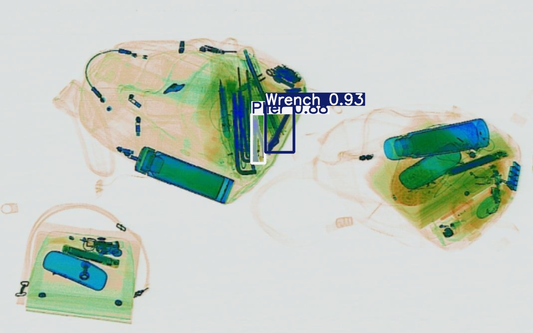 Detection preview by Segmentation_v8_large_300_train_300