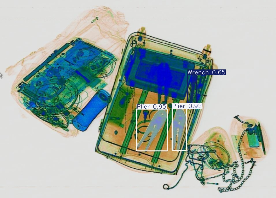 Detection preview by Segmentation_v8_large_300_train_300