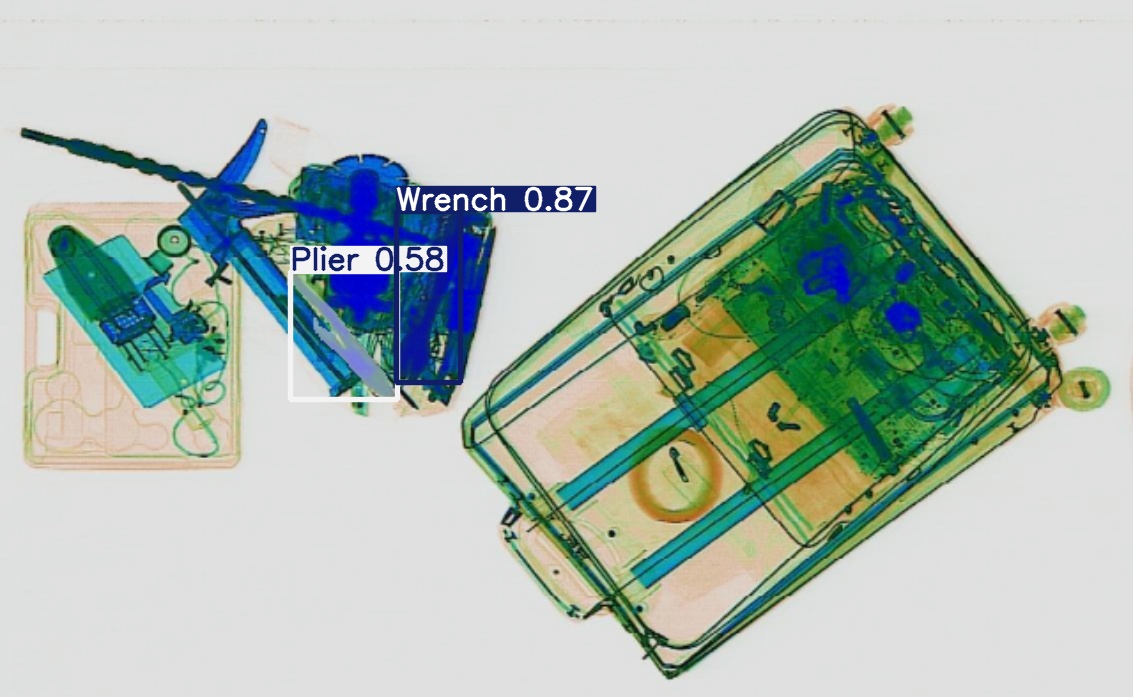 Detection preview by Segmentation_v8_large_300_train_300