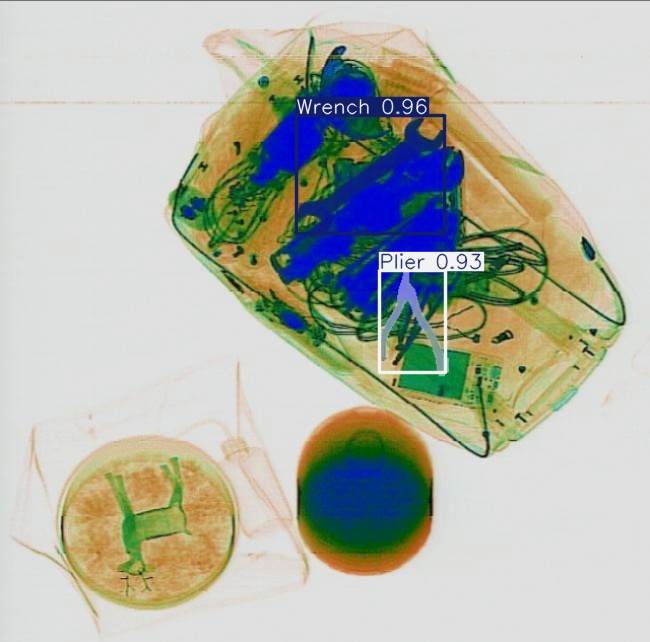 Detection preview by Segmentation_v8_large_300_train_300