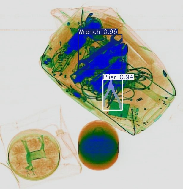 Detection preview by Segmentation_v8_large_300_train_300