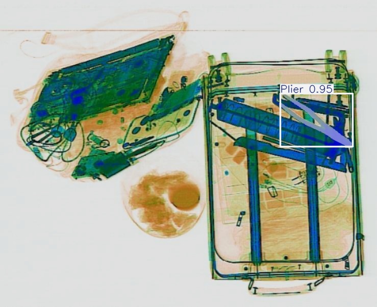 Detection preview by Segmentation_v8_large_300_train_300