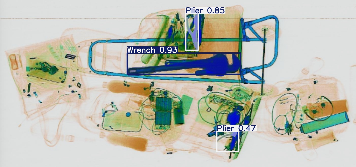 Detection preview by Segmentation_v8_large_300_train_300