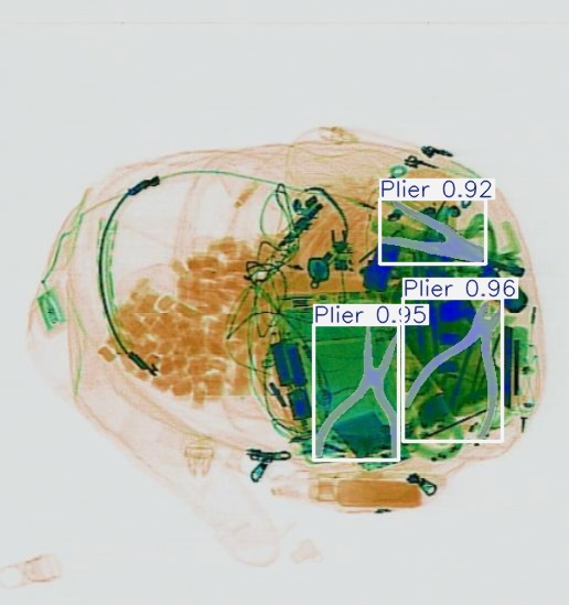 Detection preview by Segmentation_v8_large_300_train_300