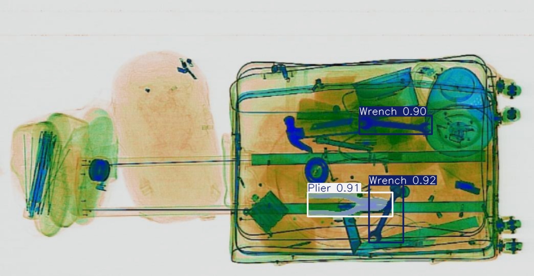 Detection preview by Segmentation_v8_large_300_train_300