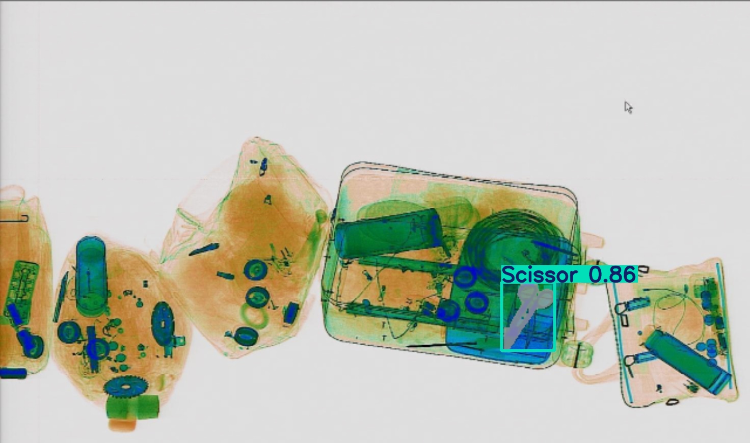 Detection preview by Segmentation_v8_large_300_train_300