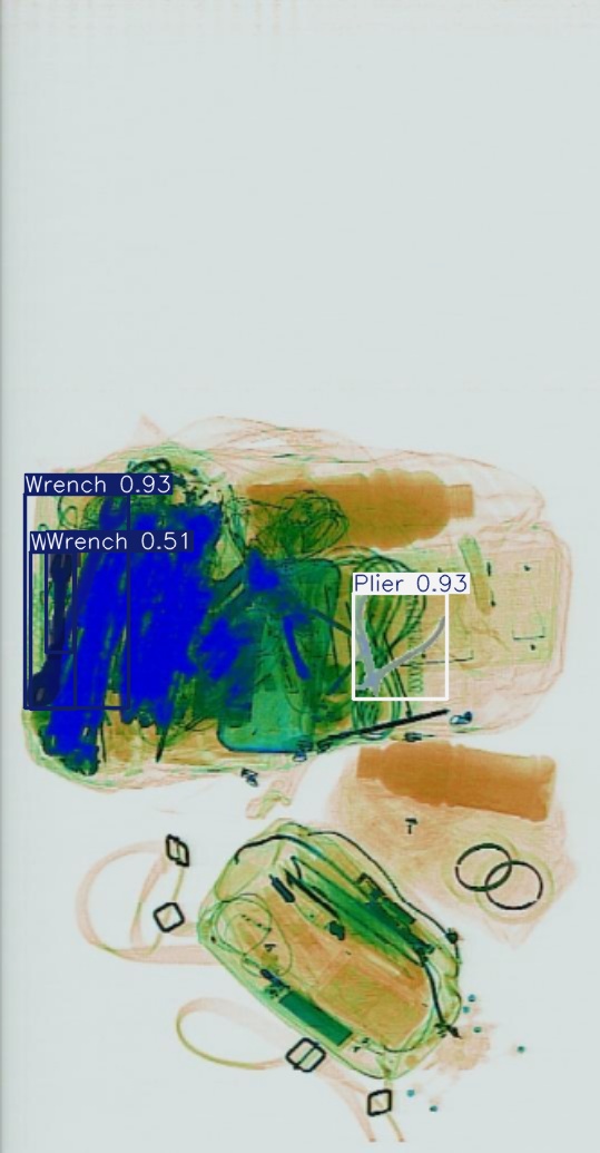 Detection preview by Segmentation_v8_large_300_train_300