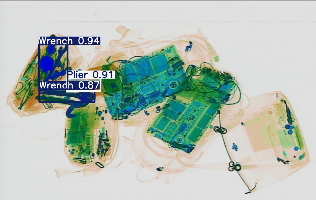 Detection preview by Segmentation_v8_large_300_train_300
