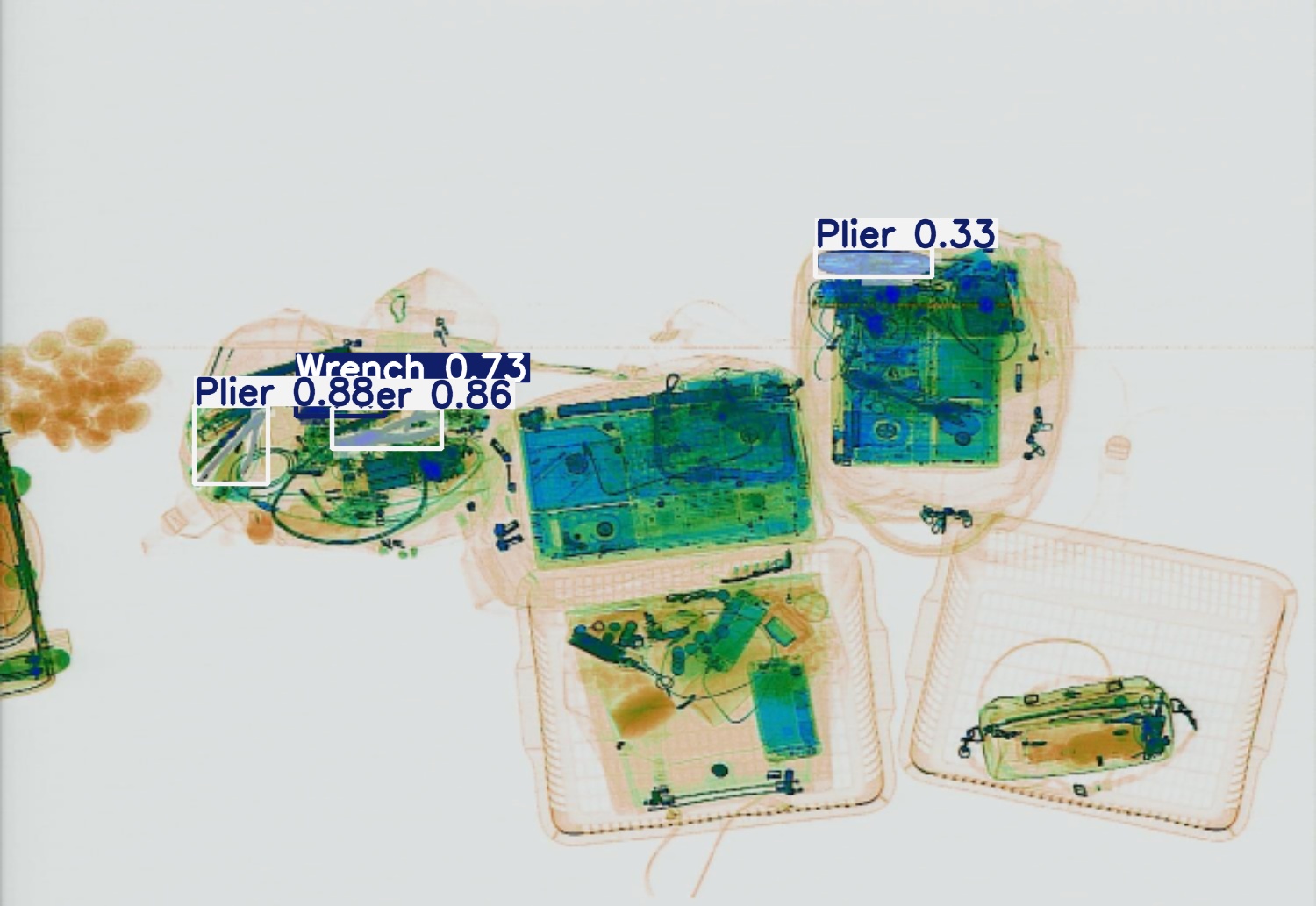 Detection preview by Segmentation_v8_large_300_train_300