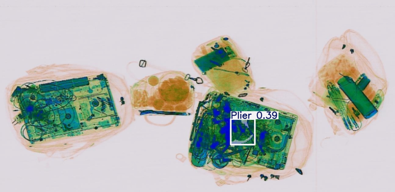 Detection preview by Segmentation_v8_large_300_train_300