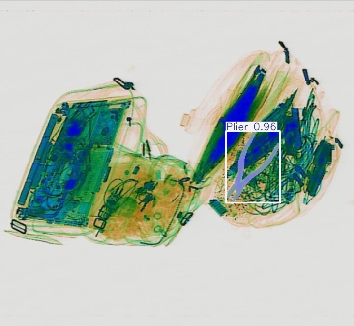 Detection preview by Segmentation_v8_large_300_train_300