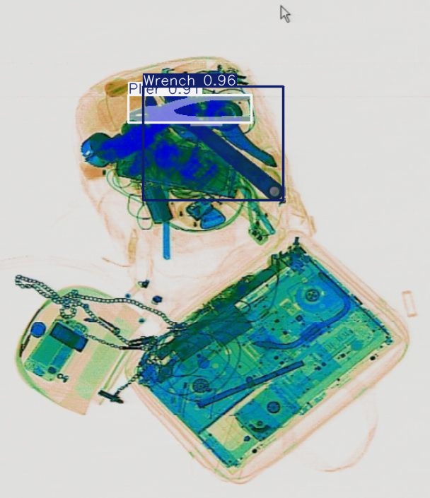 Detection preview by Segmentation_v8_large_300_train_300