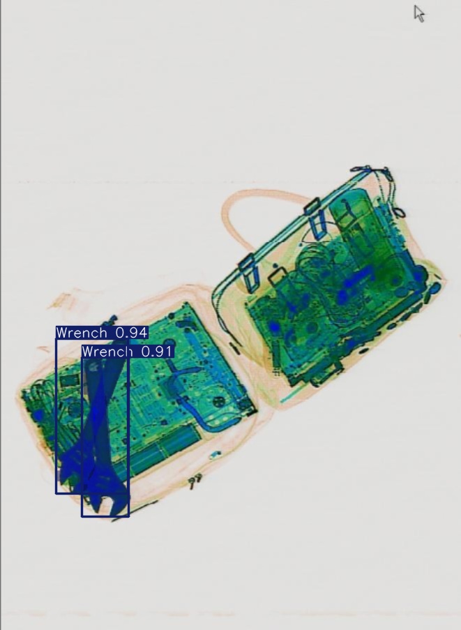 Detection preview by Segmentation_v8_large_300_train_300