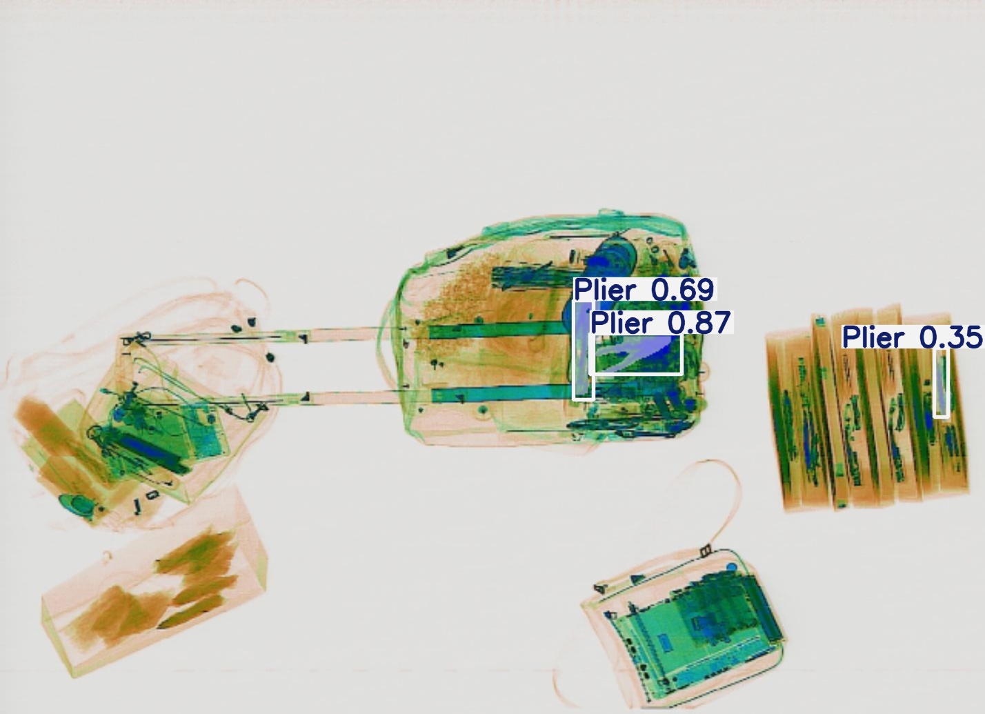 Detection preview by Segmentation_v8_large_300_train_300