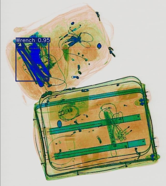 Detection preview by Segmentation_v8_large_300_train_300