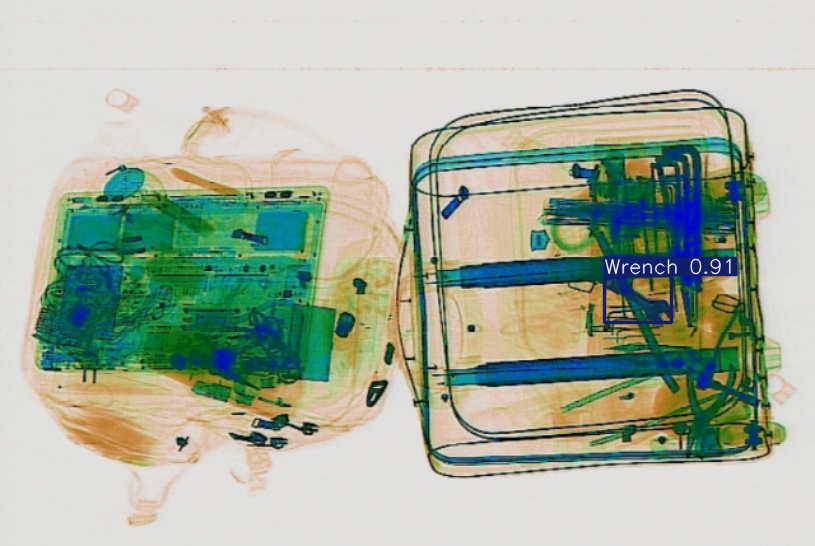 Detection preview by Segmentation_v8_large_300_train_300