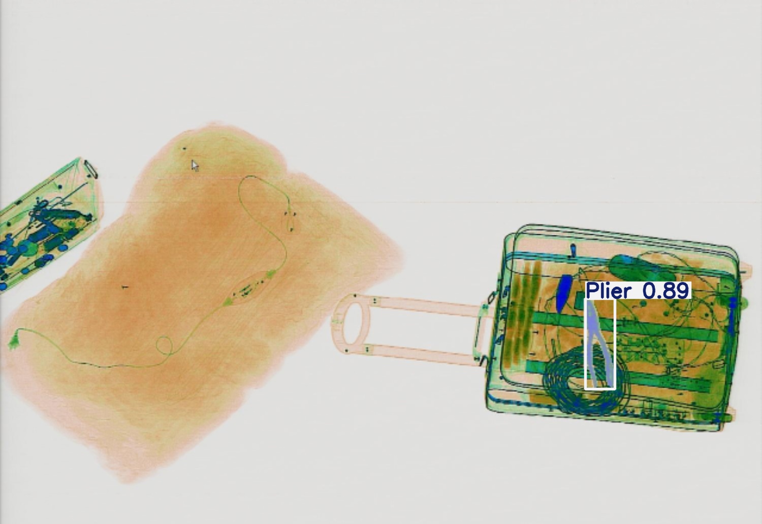 Detection preview by Segmentation_v8_large_300_train_300