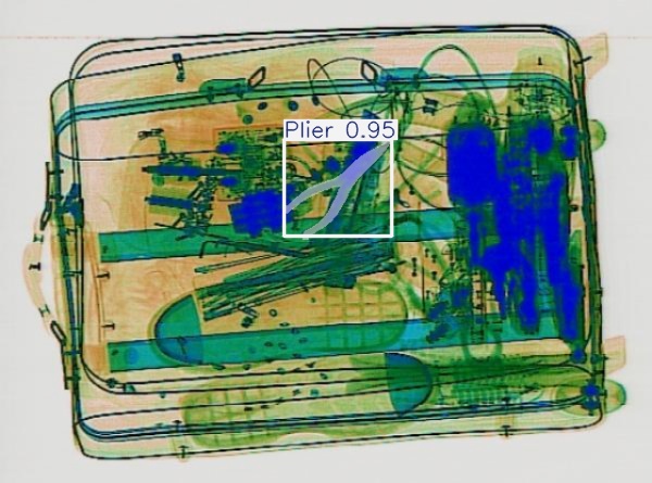 Detection preview by Segmentation_v8_large_300_train_300